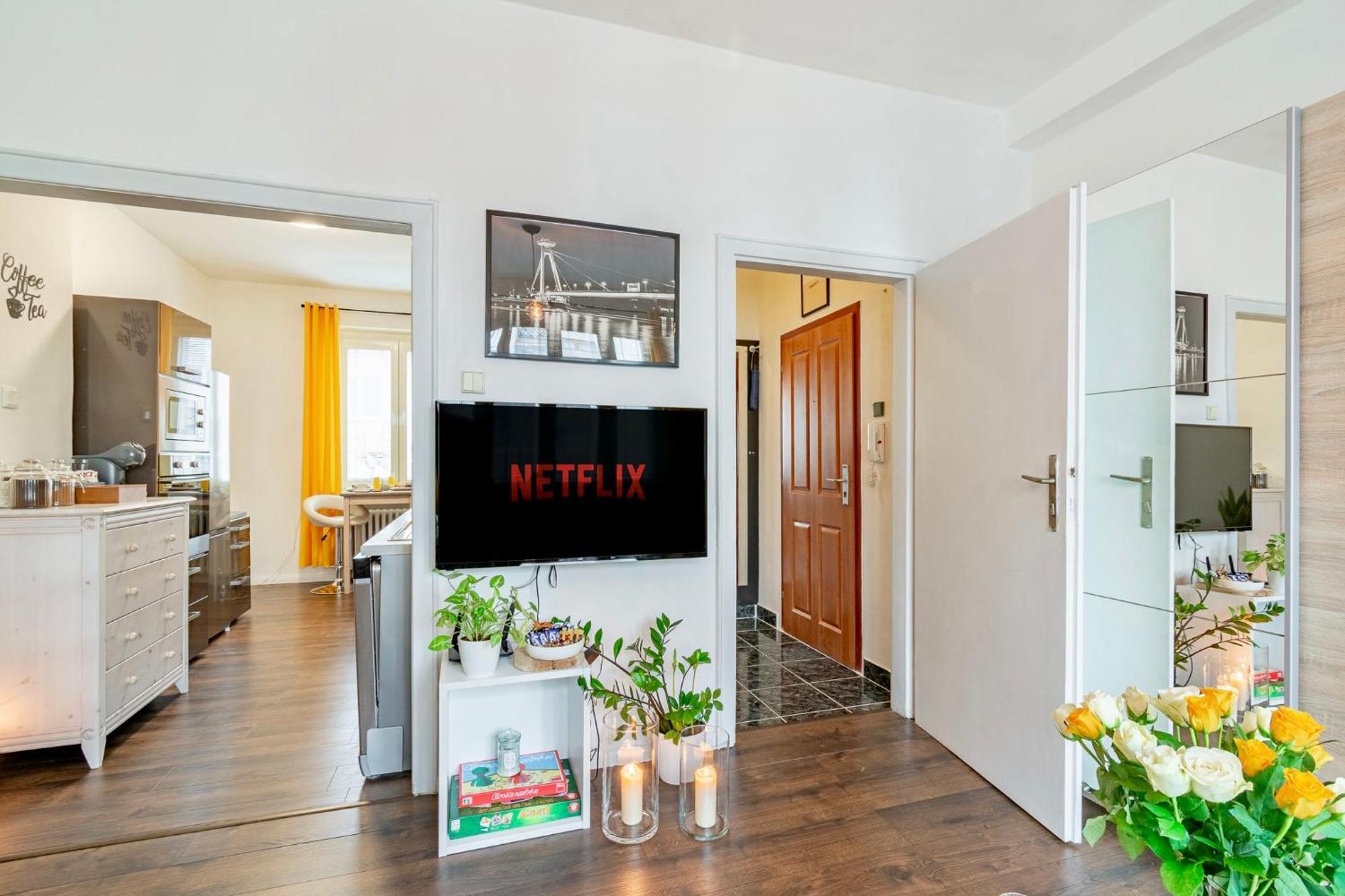 Castle Cozy Apartment Bratislava Extérieur photo